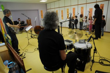 Enregistrement de la chanson cr&eacute;&eacute;e - studio mobile